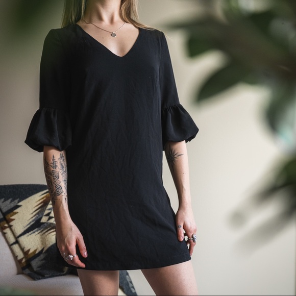 Steve Madden - BB Dakota Dress - Picture 1 of 2